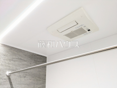 浴室乾燥機　【西東京市芝久保町１丁目】浴室換気乾燥機を使用すると浴室がジメジメしないので、お掃除が楽になるというメリットもございます！　