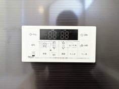 1号棟　給湯器　【府中市北山町２丁目】追焚機能付で時間差入浴もOK