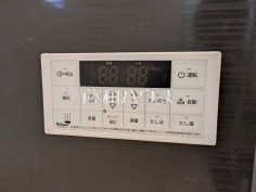 2号棟　浴室給湯器リモコン　【新座市畑中２丁目】日々の生活を豊かに、暮らしを心地良くする先進の設備　