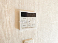 浴室給湯リモコン追焚機能付で時間差入浴もOK 