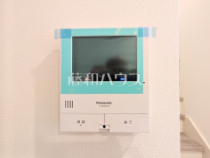 2号棟　TVモニター付インターフォン　【三鷹市井の頭２丁目】TVモニター付インターフォンのため訪問者がひと目で分かります
