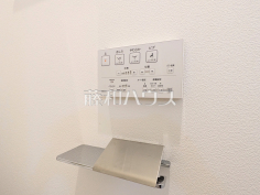 2号棟　温水洗浄便機能　【三鷹市井の頭２丁目】温水洗浄便機能付きトイレで清潔にご使用いただけます。 

