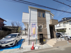 太陽光発電システム搭載【三鷹市北野３丁目】 太陽光をエネルギーに換える「太陽光発電」でエコな暮らしを！ 