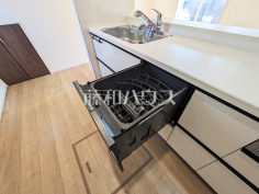  ビルトイン食洗機　【三鷹市北野３丁目】 ビルトイン食洗機を標準完備し、家事時間が短縮できます。　