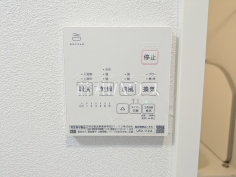 換気乾燥暖房機リモコン　【いづみハイツ芦花公園】日々の生活を豊かに、暮らしを心地良くする先進の設備　