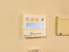 浴室給湯リモコン追焚機能付で時間差入浴もOK 