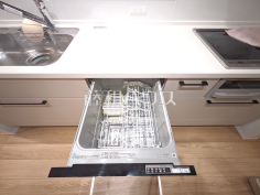 １号棟　食器洗浄乾燥機　【名古屋市北区大杉３丁目】
後片付けの救世主！食洗機付きシステムキッチン　