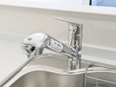 浄水器一体型水栓　【和光市新倉２丁目】 いつでもおいしいお水が飲める浄水器一体型水栓も完備 