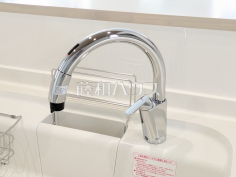 浄水器一体型水栓　【新座市東３丁目】いつでもおいしいお水が飲める浄水器一体型水栓も完備 
