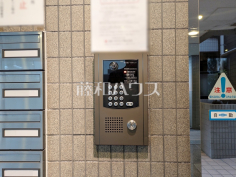  安心のオートロック付きマンション　【藤和上北沢ホームズ】 安心のオートロック付きマンション。日々の安全を守ります。 