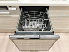  ビルトイン食洗機【藤和上北沢ホームズ】 ビルトイン食洗機を標準完備し、家事時間が短縮できます。　