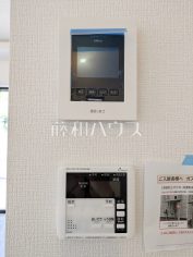 1号棟　TVモニター付インターフォン付き　【調布市緑ケ丘１丁目】防犯に役立つTVモニター付インターフォン付き