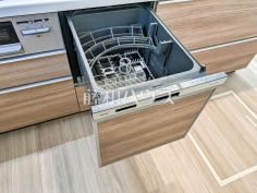 食器洗浄乾燥機　【小平市鈴木町１丁目】 ビルトイン食洗機を標準完備し、家事時間が短縮できます。 