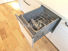 食器洗浄乾燥機　【八王子市東浅川町】食洗機は水仕事を軽減するとともに、手洗いに比べ節水効果も期待できます。