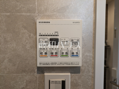 浴室換気乾燥機　【ライオンズステーションプラザ千歳烏山】雨の日の強い味方！浴室換気乾燥機付きユニットバスで洗濯物が乾かせます。 