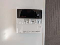 給湯リモコン【ライオンズステーションプラザ千歳烏山】追焚き機能付きなので、生活時間の違う家族に便利です。 