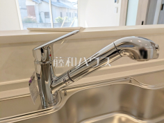 2号棟　浄水器一体型水栓　【日野市日野本町５丁目】 いつでもおいしいお水が飲める浄水器一体型水栓も完備 