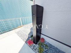 2号棟　宅配ボックス　【日野市日野本町５丁目】ネット通販での荷物の受取り時に役立つ宅配ボックス！外出中でも帰宅時間を気にせず受け取れるのは便利ですね