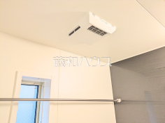 2号棟　浴室乾燥機　【小平市仲町】雨の日の強い味方！浴室換気乾燥機付きユニットバスで洗濯物が乾かせます。