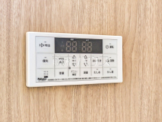 浴室給湯リモコン追焚機能付で時間差入浴もOK 