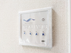 3号棟　階間エアコン　【小金井市貫井北町３丁目】1階と2階の間の空間にエアコンの空気を循環させ、家全体の温度を均一にします。