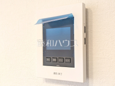 4号棟　TVモニター付インターホン　【国分寺市戸倉２丁目】不在時の訪問者が一目でわかる、録画機能付きTVモニターホン