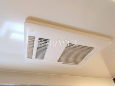 浴室乾燥機　【西東京市谷戸町１丁目】雨の日の強い味方！浴室換気乾燥機付きユニットバスで洗濯物が乾かせます。