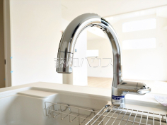 浄水器一体型水栓　【西東京市田無町１丁目】 いつでもおいしいお水が飲める浄水器一体型水栓も完備 