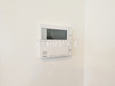 29号棟　給湯器　【三鷹市野崎３丁目】追焚き機能付きなので、生活時間の違う家族に便利です。