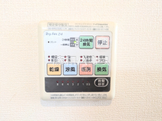 冷暖房・空調設備　【西東京市西原町４丁目】