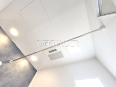 1号棟　浴室乾燥機　【西東京市新町５丁目】雨の日の強い味方！浴室換気乾燥機付きユニットバスで洗濯物が乾かせます。