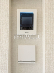 TVモニターインターホン／床暖房スイッチ　【三鷹市新川２丁目】日々の生活を豊かに、暮らしを心地良くする先進の設備　