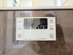 浴室給湯器リモコン　【三鷹市新川２丁目】日々の生活を豊かに、暮らしを心地良くする先進の設備　