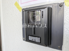 TVモニター付インターフォン　【ライオンズマンション多摩永山】訪問者がひと目でわかるTVモニター付インターフォン
