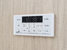 給湯スイッチ　【志木市上宗岡３丁目】追焚き機能付きなので、生活時間の違う家族に便利です。

