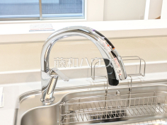 浄水器一体型水栓　【和光市白子２丁目】いつでもおいしいお水が飲める浄水器一体型水栓も完備 