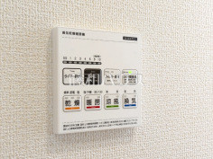 1号棟　浴室乾燥機リモコン　【新座市栄２丁目】浴室換気乾燥機は梅雨の時期等、なかなか乾かない洗濯物を干すのに役立ちます！