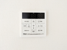 A号棟　浴室給湯リモコン　【調布市深大寺北町６丁目】追焚き機能付きなので、生活時間の違う家族に便利です。