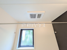 浴室換気乾燥機　【日野市大坂上２丁目】雨天時の洗濯物や浴室内のカビ防止としても活躍する浴室換気乾燥機
