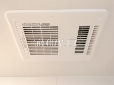 浴室換気乾燥機　【グランシャトレ松尾】雨の日の強い味方！浴室換気乾燥機付きユニットバスで洗濯物が乾かせます。
