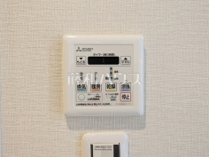 換気乾燥暖房機リモコン　【セルテシティオ世田谷烏山】日々の生活を豊かに、暮らしを心地良くする先進の設備　