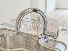 浄水器一体型水栓　【板橋区赤塚７丁目】いつでもおいしいお水が飲める浄水器一体型水栓も完備 