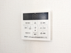 浴室給湯リモコン　【小平市小川西町５丁目】追焚き機能付きなので、生活時間の違う家族に便利です。
