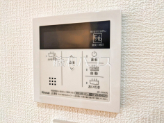 浴室給湯リモコン追焚機能付で時間差入浴もOK 