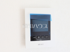2号棟　防犯に役立つTVモニター付インターフォン　【宜野湾市上原２丁目】訪問者がわかるTVモニター付インターホンは、お子様のお留守番にも活躍するかも？！