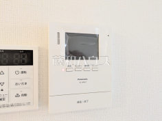 TVモニター付きインターホン 【杉並区上高井戸1丁目】防犯に役立つTVモニター付インターフォン訪問者がわかるTVモニター付インターホンは、お子様のお留守番にも活躍するかも?! TVモニター付きインターホン 【杉並区上高井戸1丁目】防犯に役立つTVモニター付インターフォン訪問者がわかるTVモニター付インターホンは、お子様のお留守番にも活躍するかも?!
