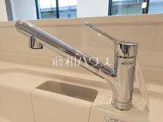 浄水器一体型水栓　【日野市多摩平６丁目】いつでもおいしいお水が飲める浄水器一体型水栓も完備 
