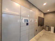 宅配ボックス　【エクセレントシティ八王子　】荷物の受け取り時間を気にせず外出できる宅配ボックス付き！
