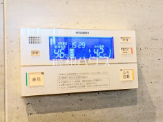 給湯器　【プレミスト牧志タワー国際通り】追焚き機能付きなので、生活時間の違う家族に便利です。