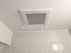 浴室乾燥機　【プレジャーガーデン豊田壱番館】雨の日の強い味方！浴室換気乾燥機付きユニットバスで洗濯物が乾かせます。